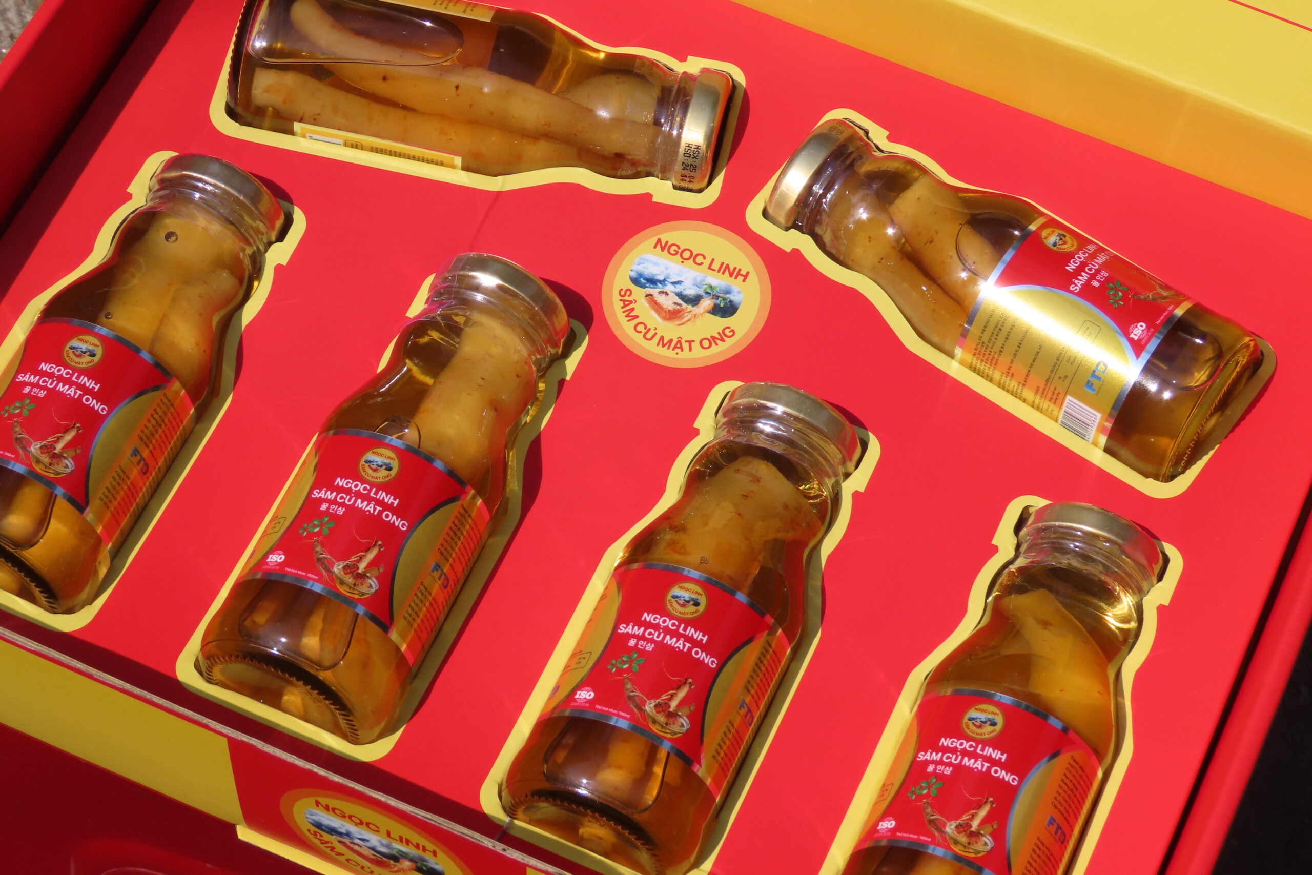 Ngọc Linh Sâm Củ Mật Ong